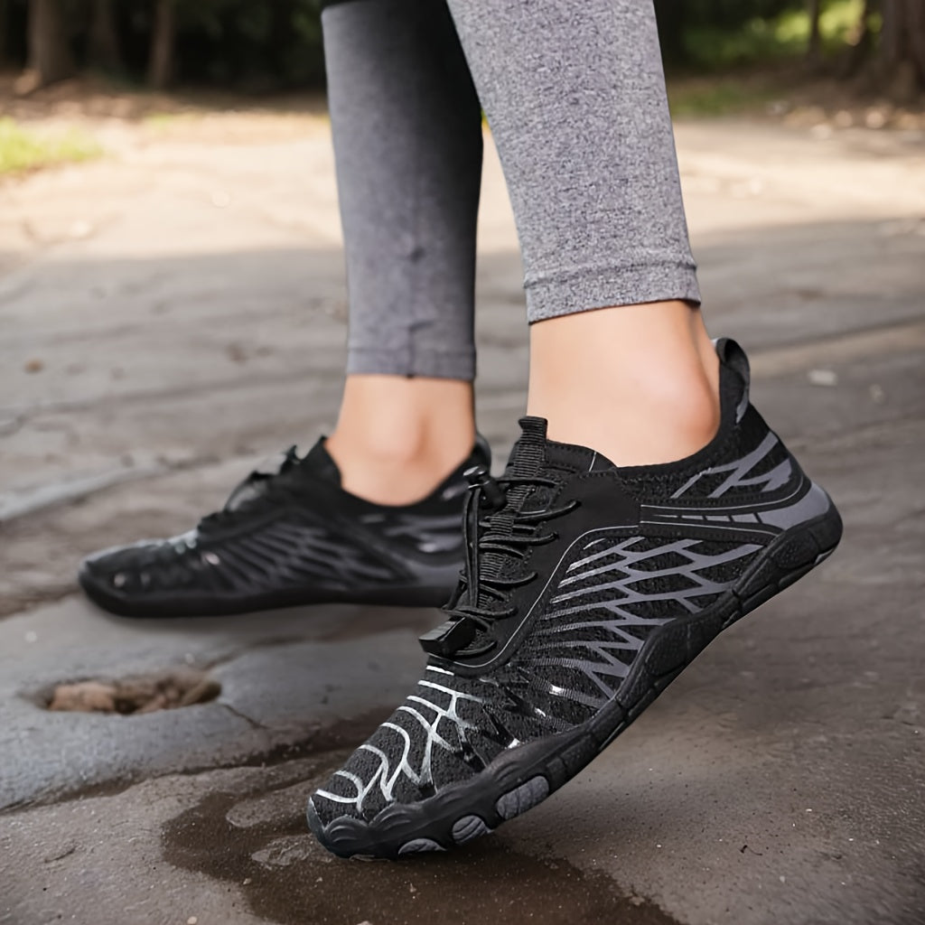 Lightweight Hiking Shoes for Women with Wide Toe Design