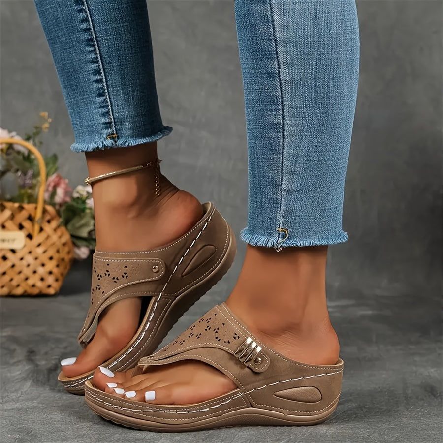 Retro Minimalist Women's Flip Flops Soft Lightweight Sandals