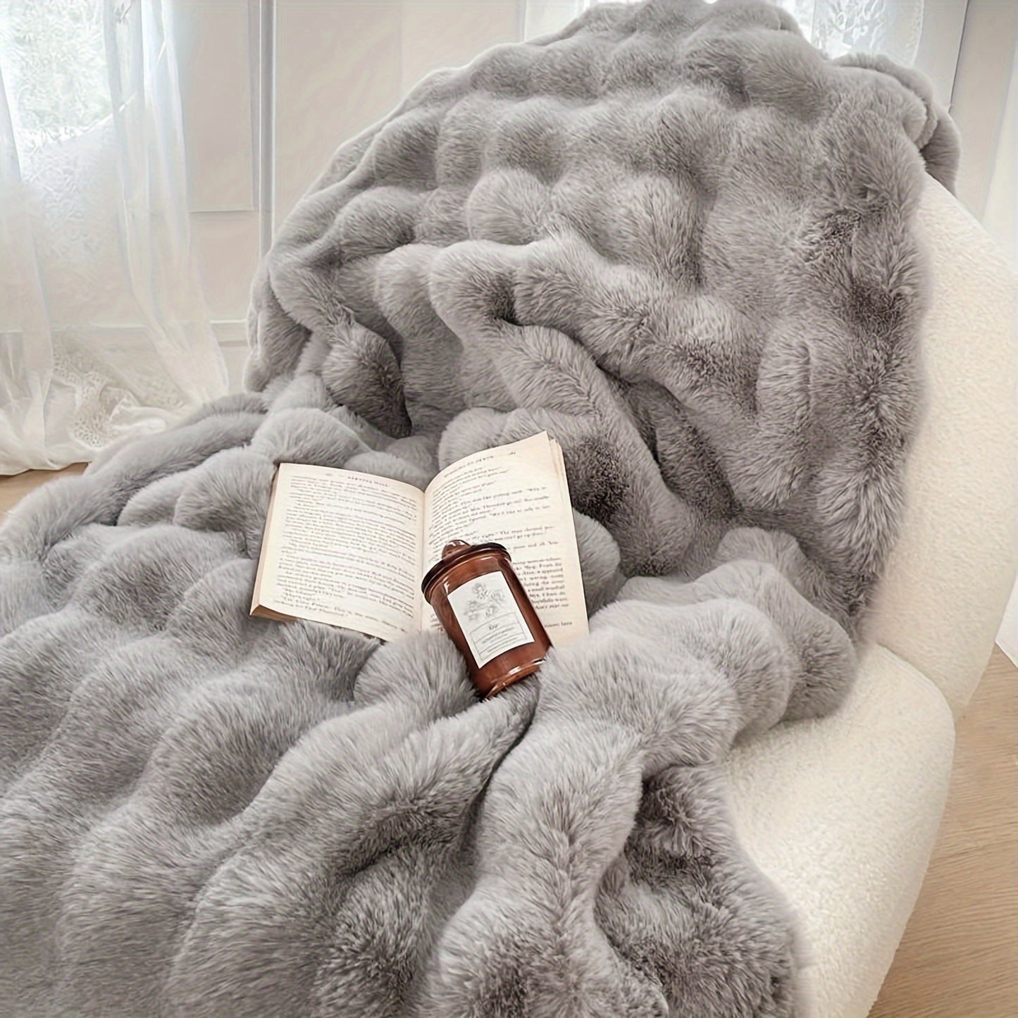 1pc Cozy Faux Rabbit Fur Blanket - Soft Warm Reversible Throw