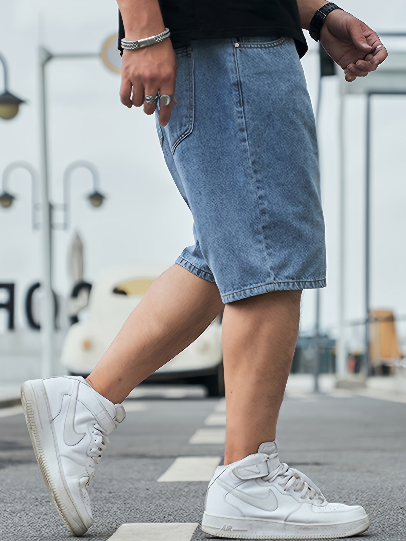 Men's Slim Fit Denim Shorts Casual Mid-Length Straight Leg Jeans with Pockets Cotton Blend Machine Washable Solid Color Perfect for Summer Outings Jean Shorts