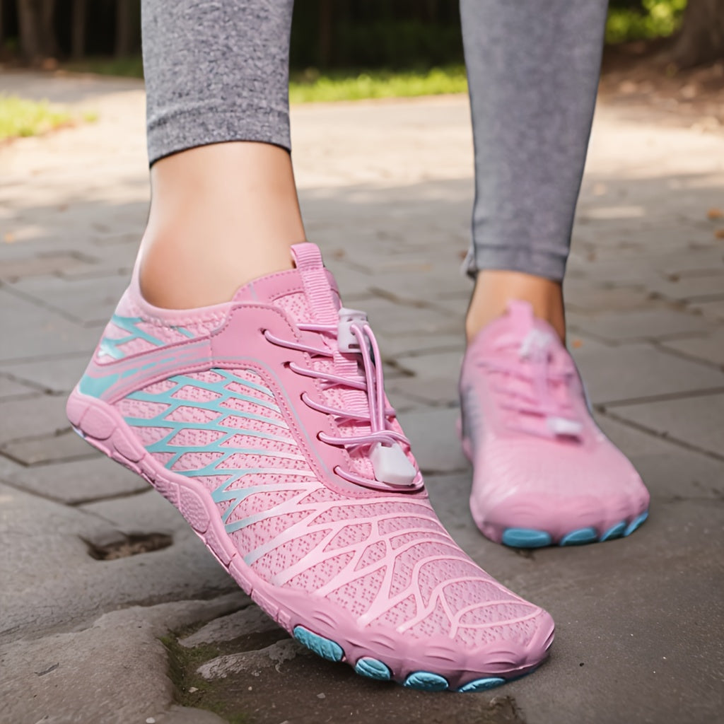 Lightweight Hiking Shoes for Women with Wide Toe Design