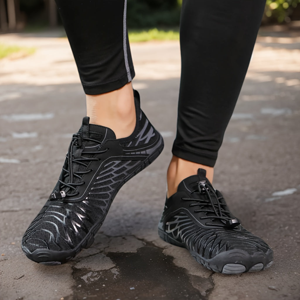 Lightweight Hiking Shoes for Women with Wide Toe Design