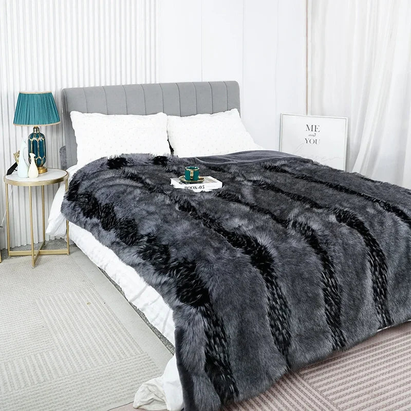 A2 Luxury Faux Fur Fluffy No Hair Loss Blanket Cover