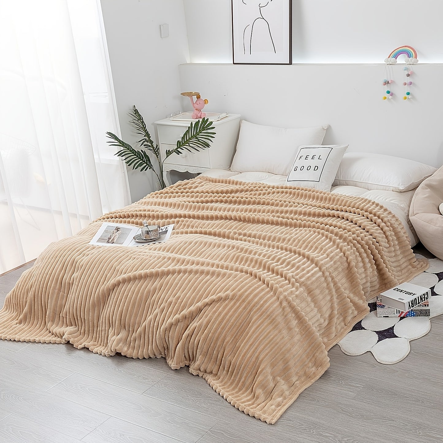 Luxurious Faux Rabbit Fur Throw Blanket - Soft, Warm, Cozy