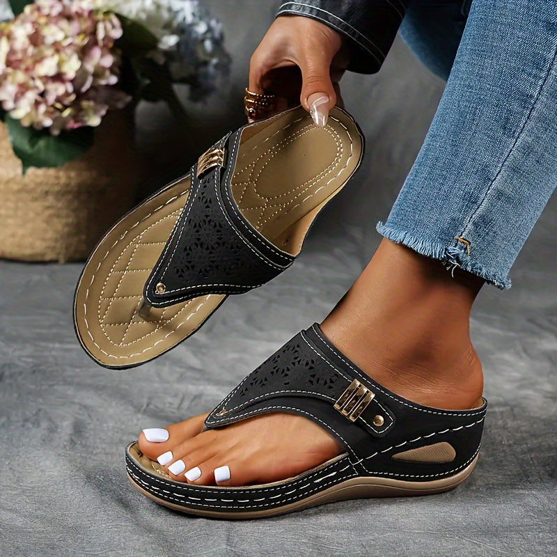 Retro Minimalist Women's Flip Flops Soft Lightweight Sandals