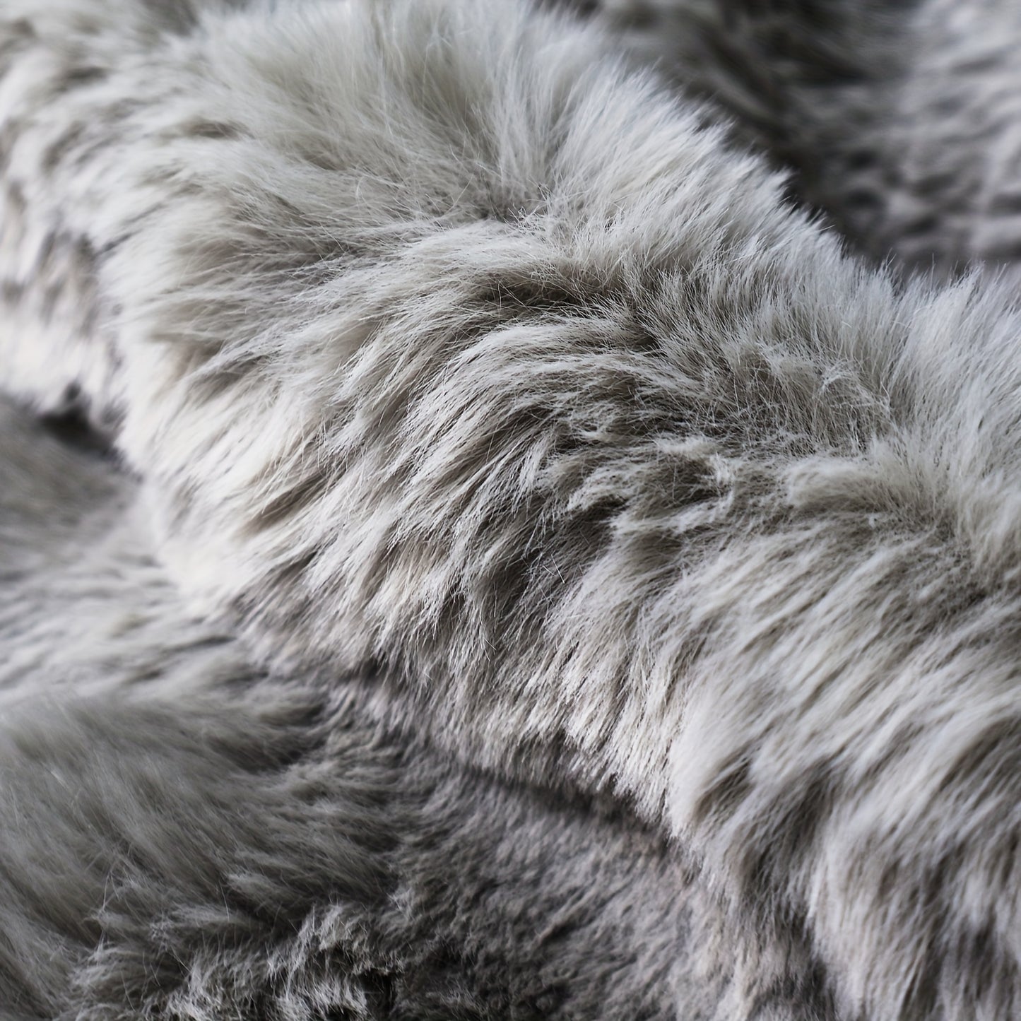 1pc Cozy Faux Rabbit Fur Blanket - Soft Warm Reversible Throw