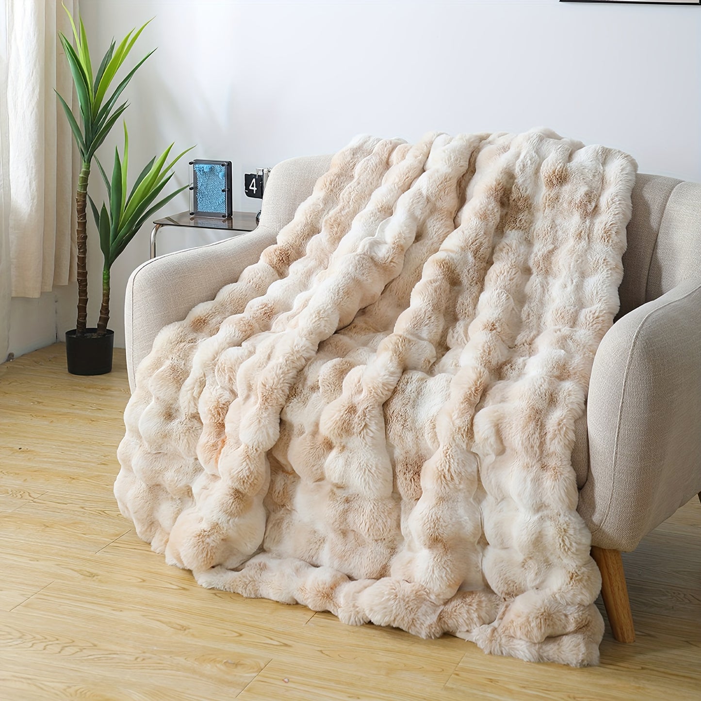 Cozy Faux Rabbit Soft, Warm Fleece Blanket for All Seasons