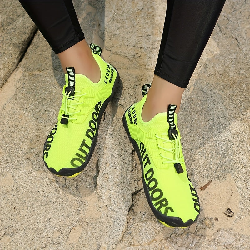 Men's Non Slip Breathable Water Shoes Lightweight Upper With Bright Yellow And Black Letter Print Rubber Sole Suitable For Outdoor And Casual Wear Modern Sports Shoes Durable Rubber Outsole High Quality Footwear