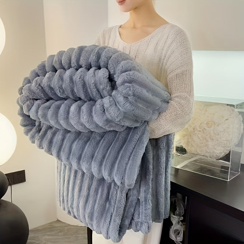 Luxurious Faux Rabbit Fur Throw Blanket - Soft, Warm, Cozy