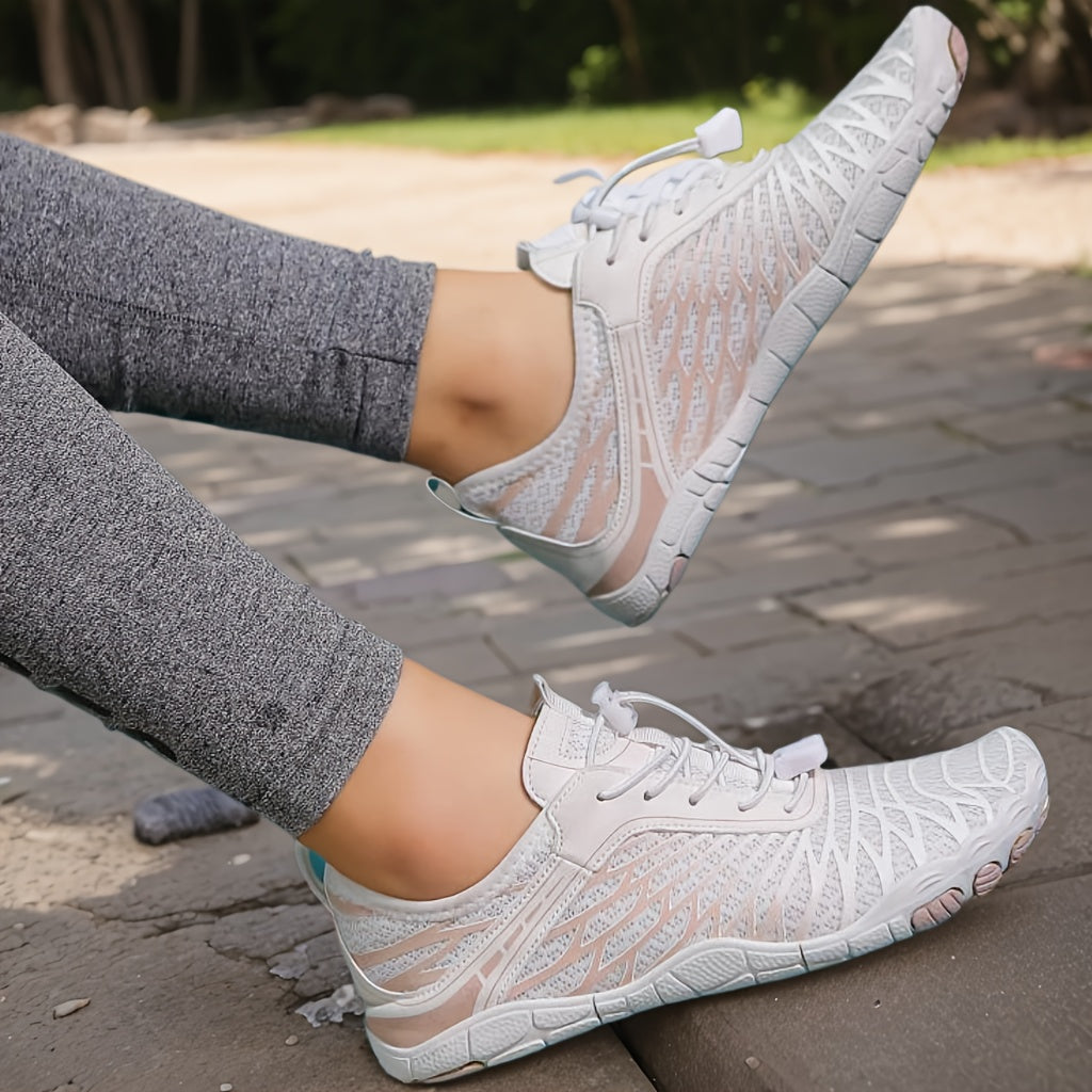 Lightweight Hiking Shoes for Women with Wide Toe Design