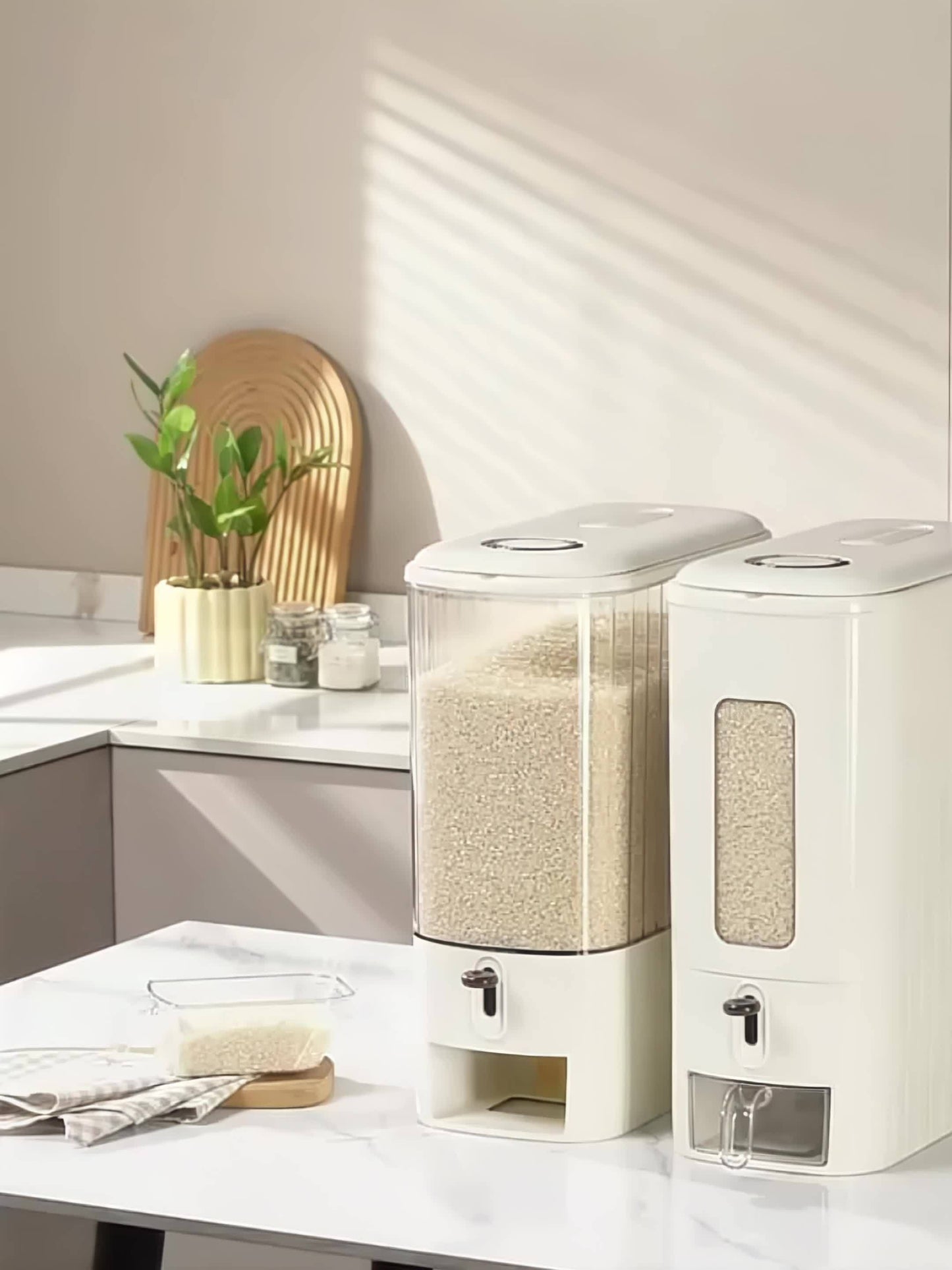 Large Capacity Moisture Resistant Rice Dispenser with Time Recorder and Measuring Cup