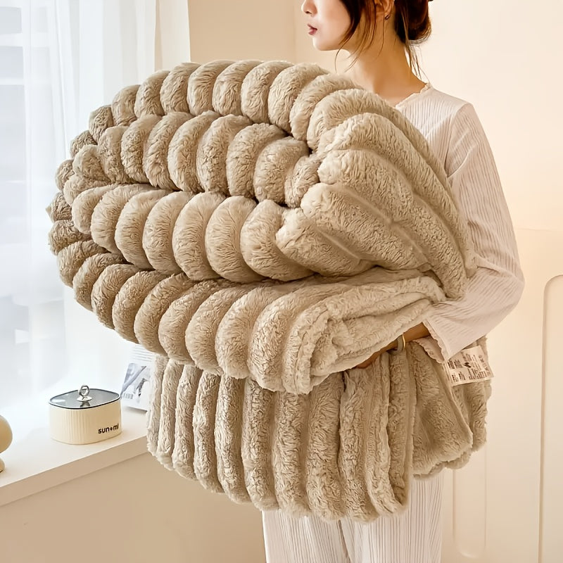 Extra Large Blanket 90 In * 78 In Thickened Soft Faux Rabbit Hair